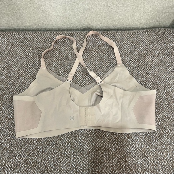 Honeylove Crossover Wireless Bra Sz XL  Beige Comfort Mesh Lightweight Minimal - Picture 5 of 7